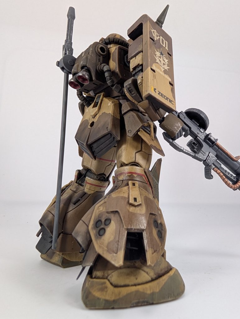 今回も貼ってやったぜ！【ジオニック社】のロゴ(zaku-kao2)