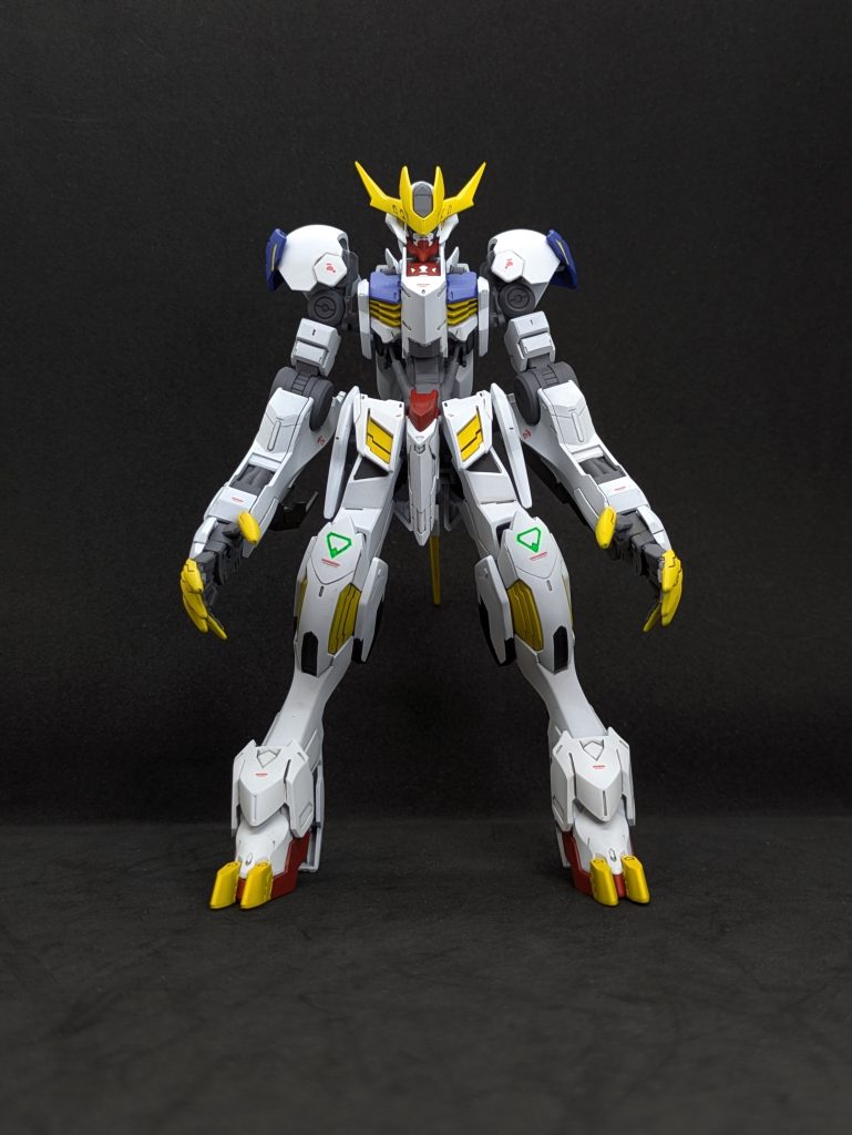 調色フレーム、全パーツサフ:メカサフヘビィ白:EXホワイト+MSホワイト(1対1)黒:EXブラック黄:イエロー+マイルドオレンジ(4対1)赤:エヴァレッド青:コバルトブルー→GXディープクリアブルー緑:エナメル蛍光グリーン