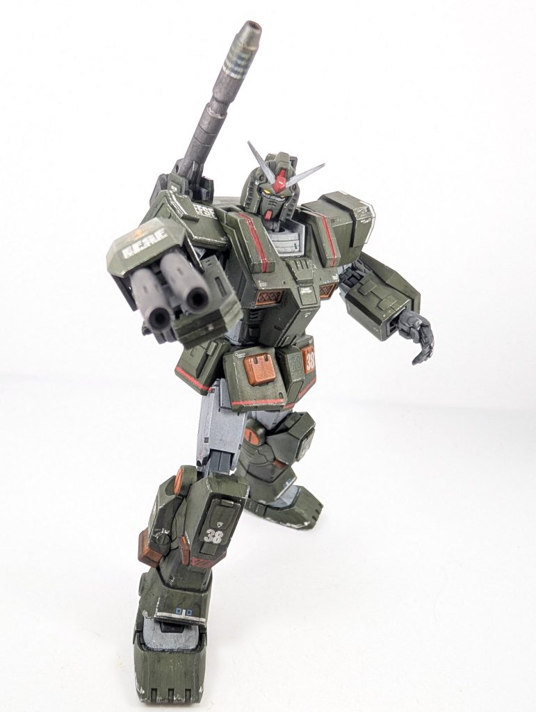 いつもなら完成後は下手ながらにポーズを付けたりするんですが…今回はもう疲れましてこのポーズだけ（笑）