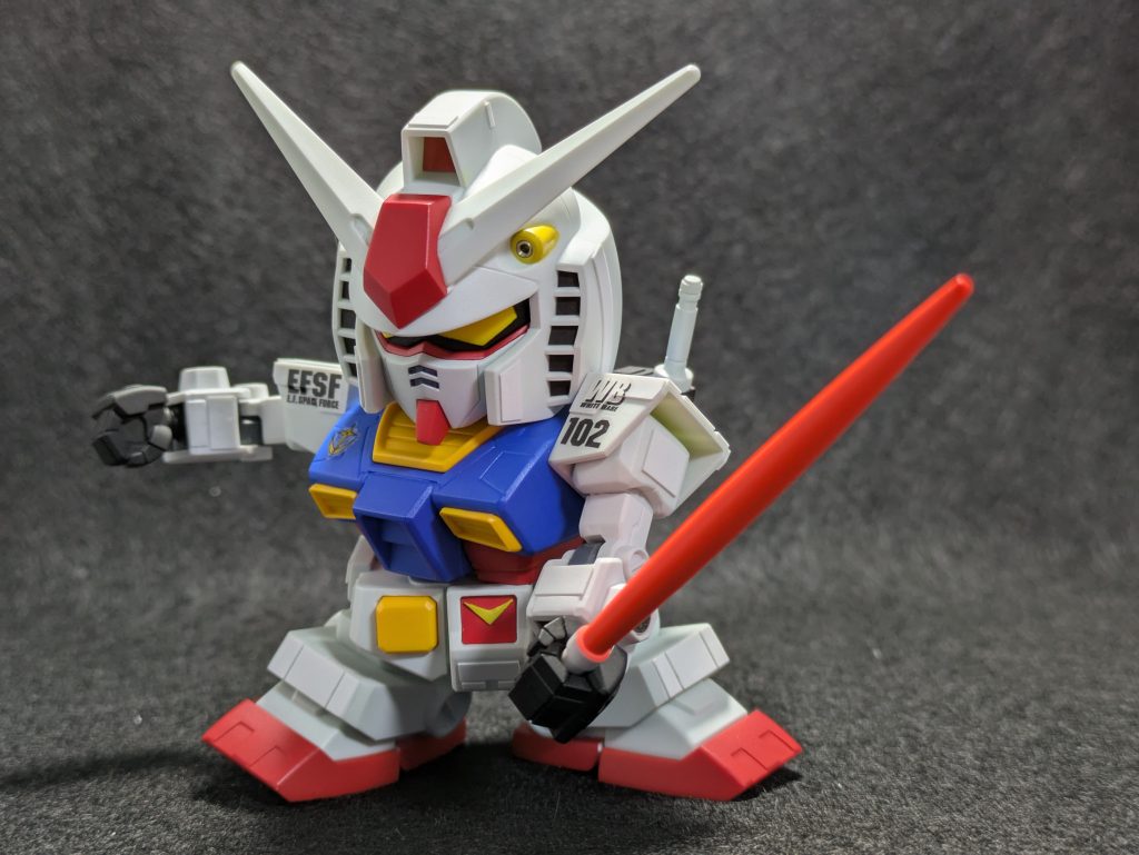 BB戦士329 RX-78-2 ガンダム–3枚目/制作者：眞希