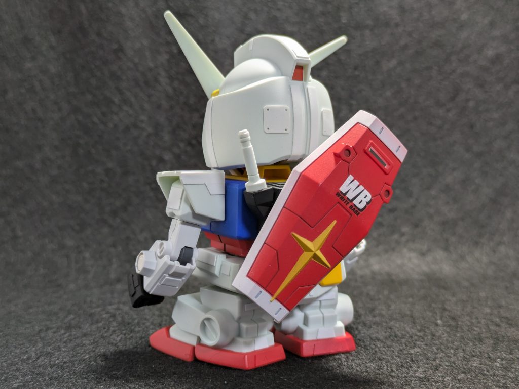 BB戦士329 RX-78-2 ガンダム–4枚目/制作者：眞希