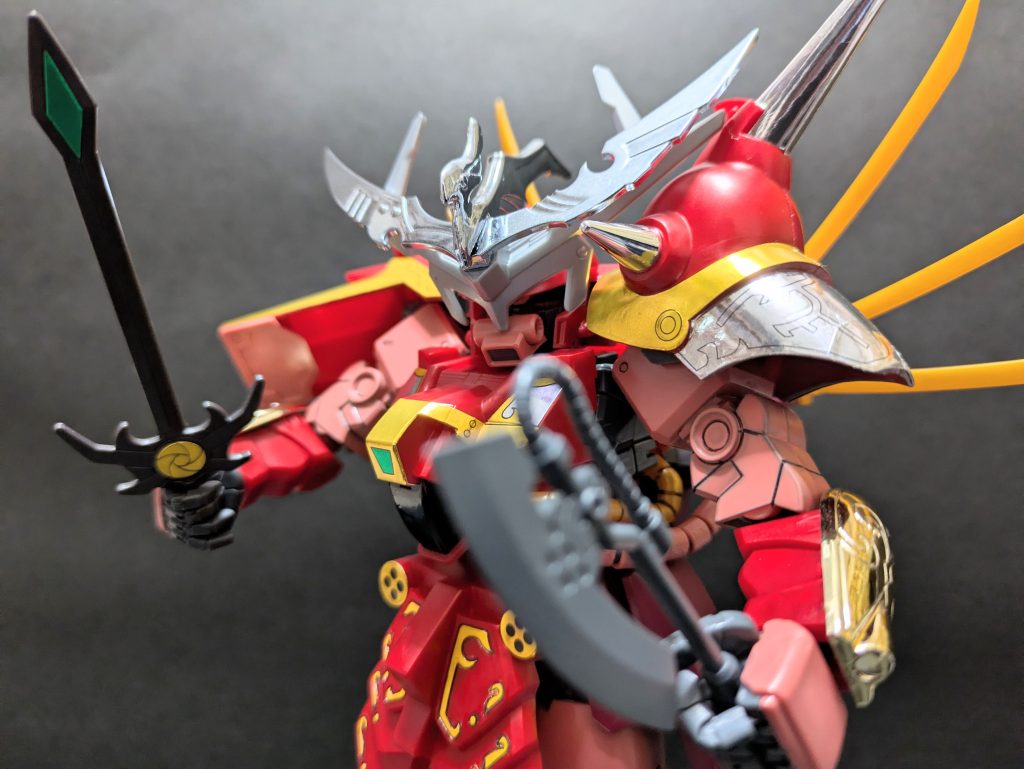 『覇道武者魔殺駆』発売当時から思っていましたが、この黒い剣（妖刀黒刃）がリアルタイプで持たせると小さいんですよね…。これも改良したかったんですが…気力が尽きました。