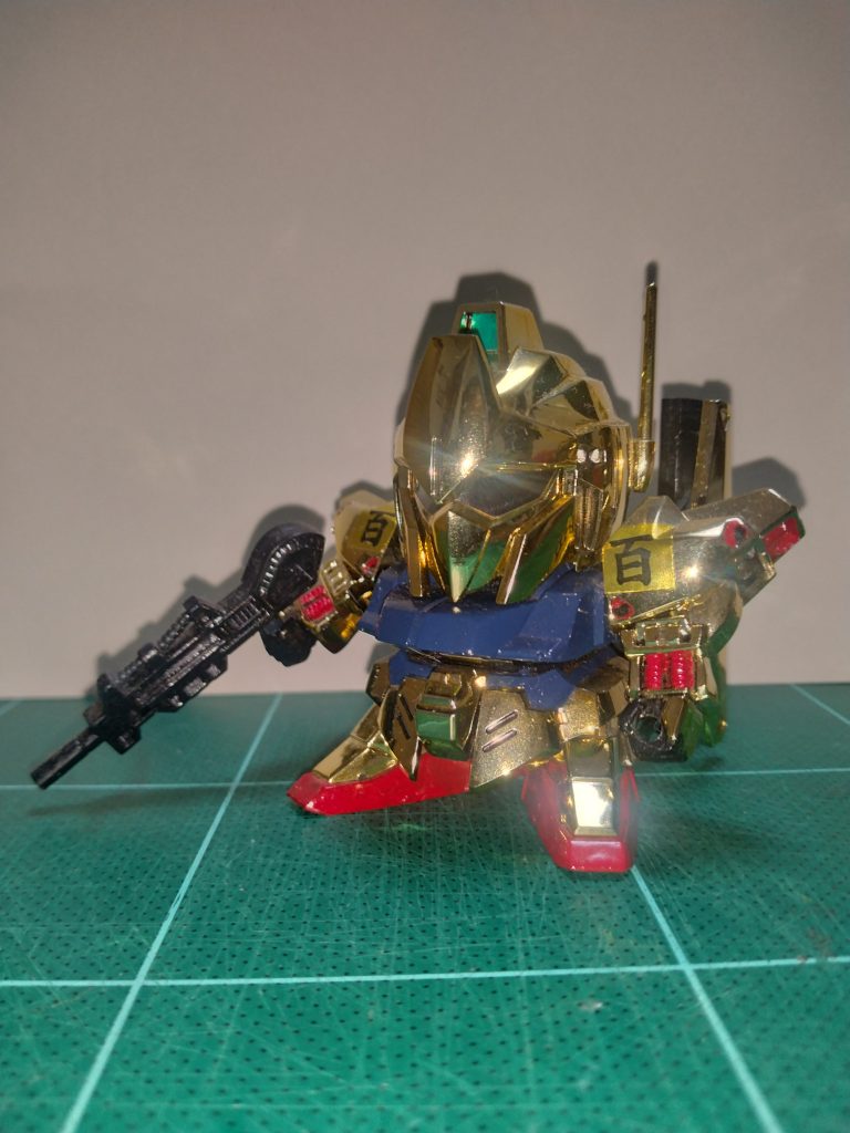 動力アーム、バーニアなど赤色部分は全て筆塗りです。