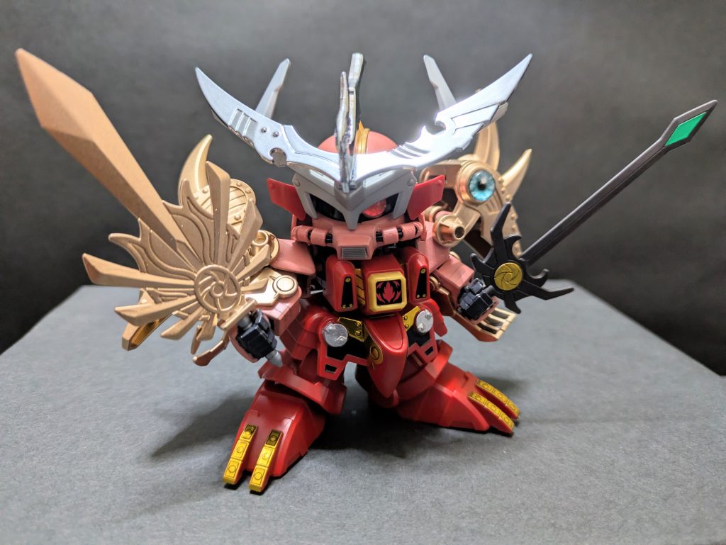 兜飾りのみ『覇道武者魔殺駆』のメッキパーツに差し替えています。やっぱりメッキは映える。緑ザクやる時は超鋼ver.欲しいな…。