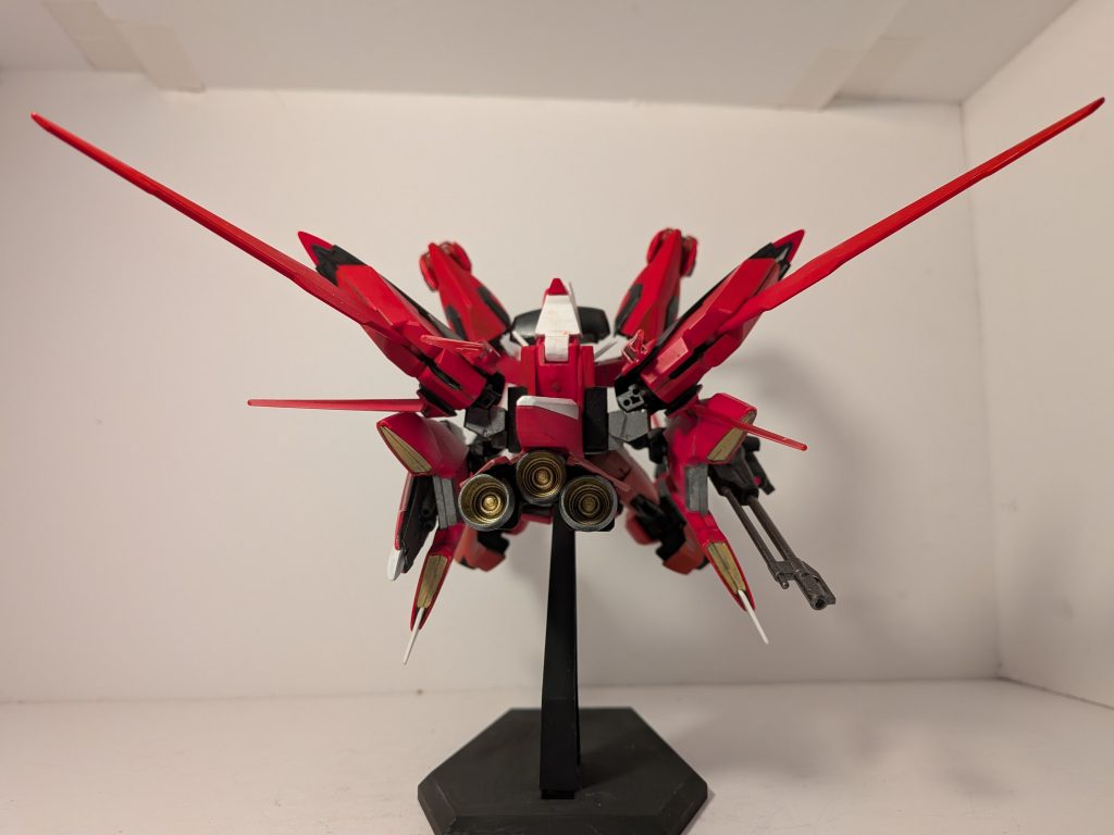 MA状態のバックショット。ここにもルブリス・ソーンのスラスターを使用してます。