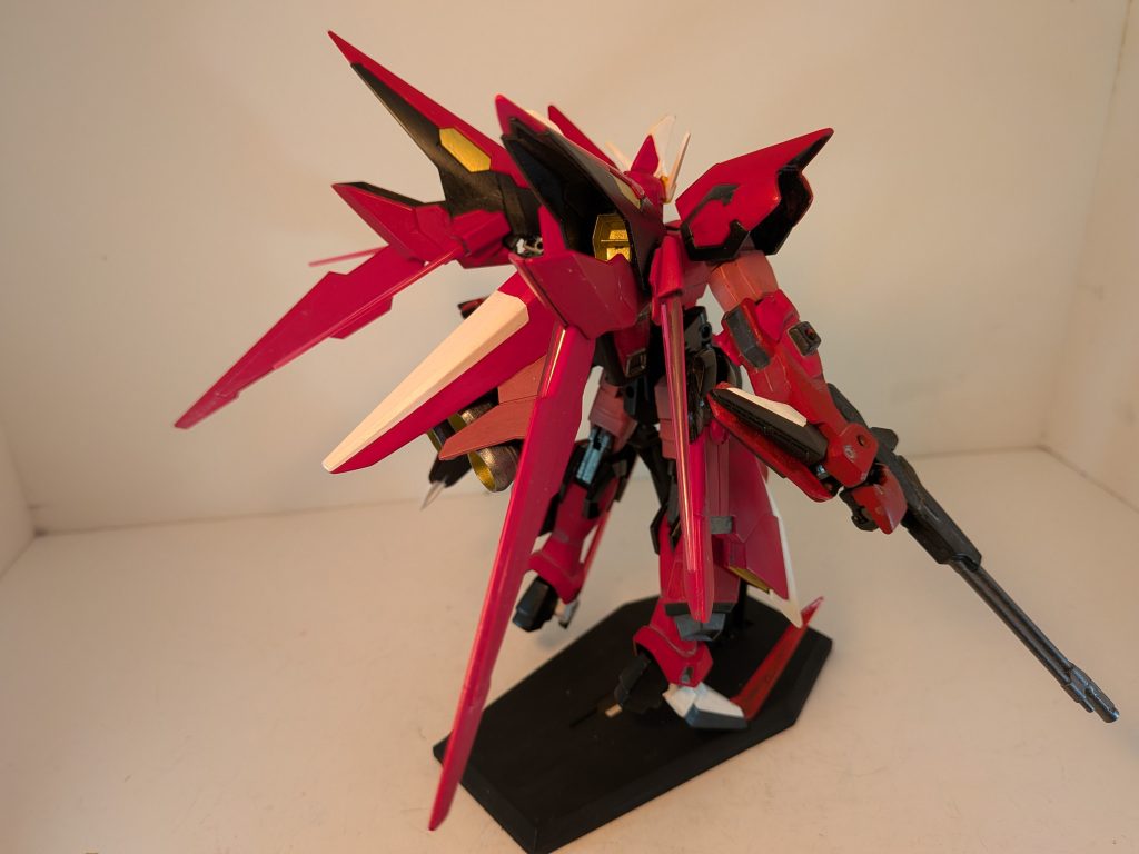 ダークマターのブースターを無理矢理接続。このブースターかなり気に入っています。V2を意識した訳ではないです。