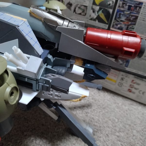 ティックバラン進捗。上半身、下半身それぞれ90gオーバー。プラ板2〜3枚使ったかな？ （3枚目）