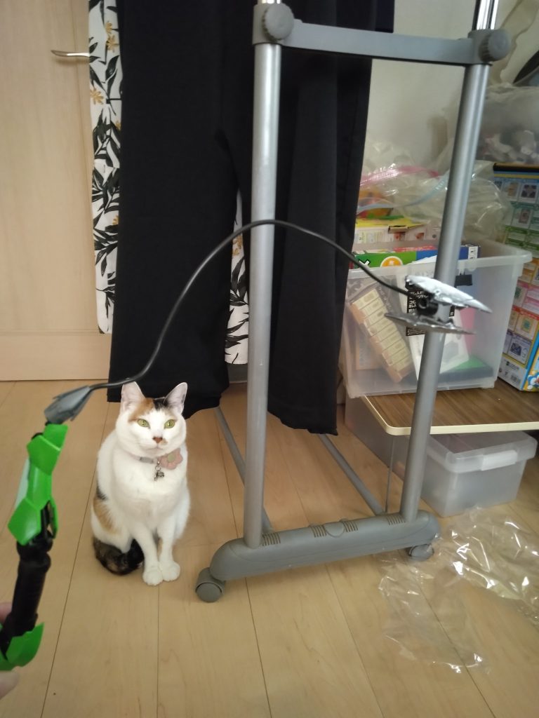 一番面倒くさくて難しかったのが、爪パーツを複製するのがすごい…マジで大変でしたね、ハシュマルの爪パーツをお湯プラとレジンを駆使して複製作業を頑張ってました、あれは二度とやりたくないです…