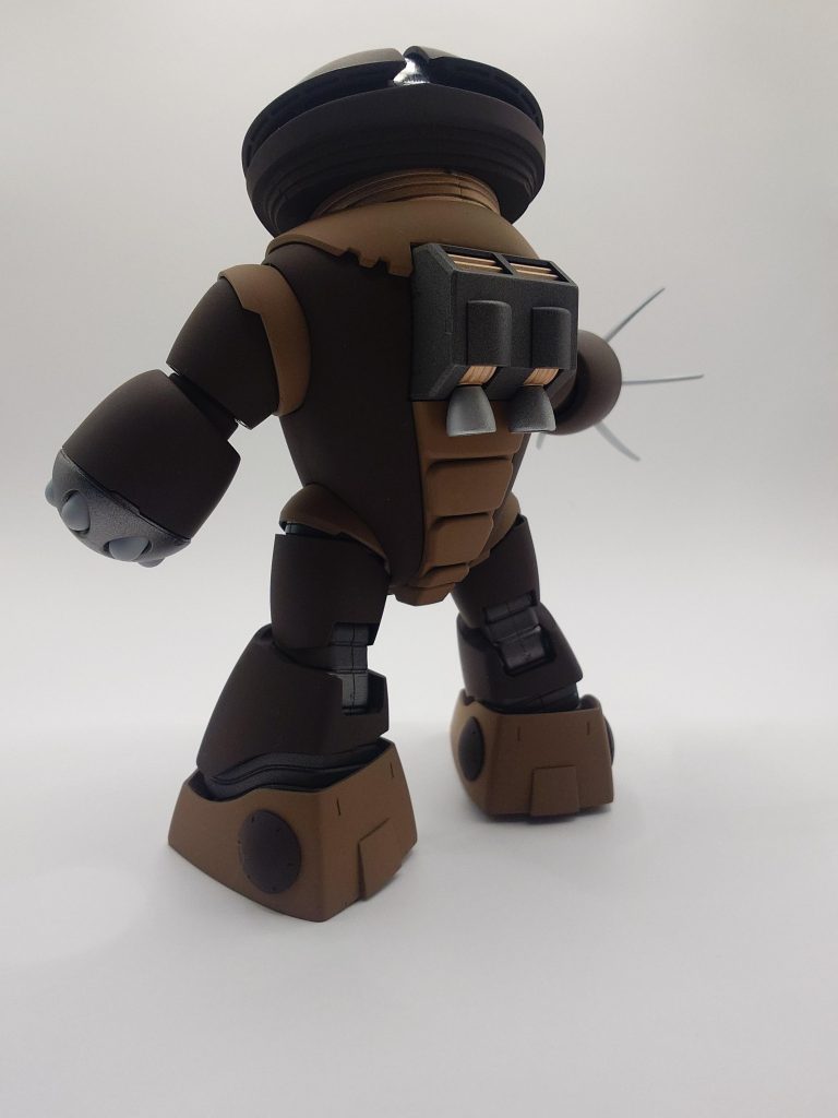 後ろ姿もかわいい！ヤスリがけ頑張ったおかげか今まで一番塗面が綺麗な気がします！気がします！塗装剥がれが怖くてポージング変えれない症候群です。