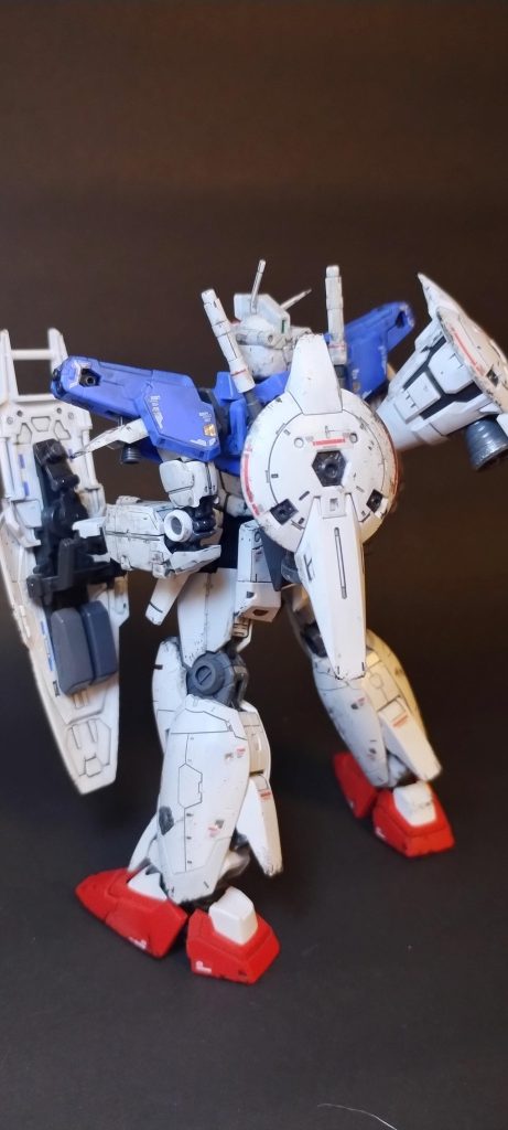 バックです。フルバーニアンは個人的に好きな機体の一つです。