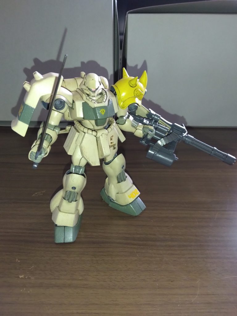 二番機「ドロセル2」　男　三十代前半元ジオン公国軍所属一年戦争末期に「シーマ艦隊」に配属される。艦隊では最年少であった。艦隊の壊滅後は「ドロセル1」と行動を共にし、数々の死線を潜り抜ける。最終的に生き残った艦隊のMSパイロットは、彼ら二人のみである。