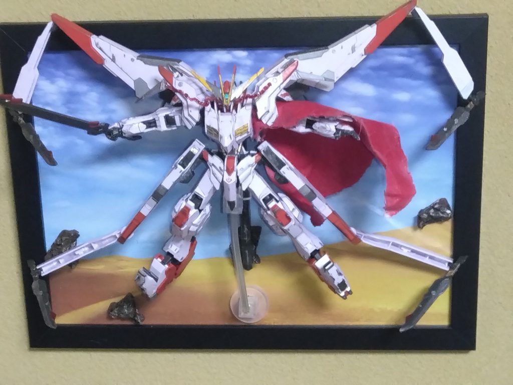 以前投稿したマルコシアスがショーケースで狭そうだったので再塗装して、思い切って壁掛けジオラマにしました。