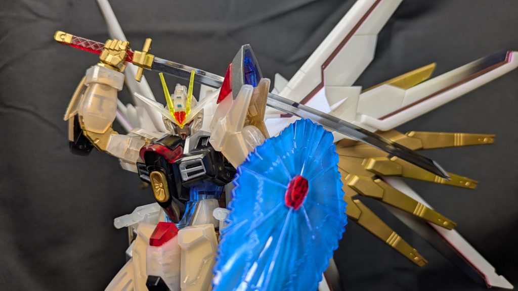 透明のフツノミタマ　かっこいいです