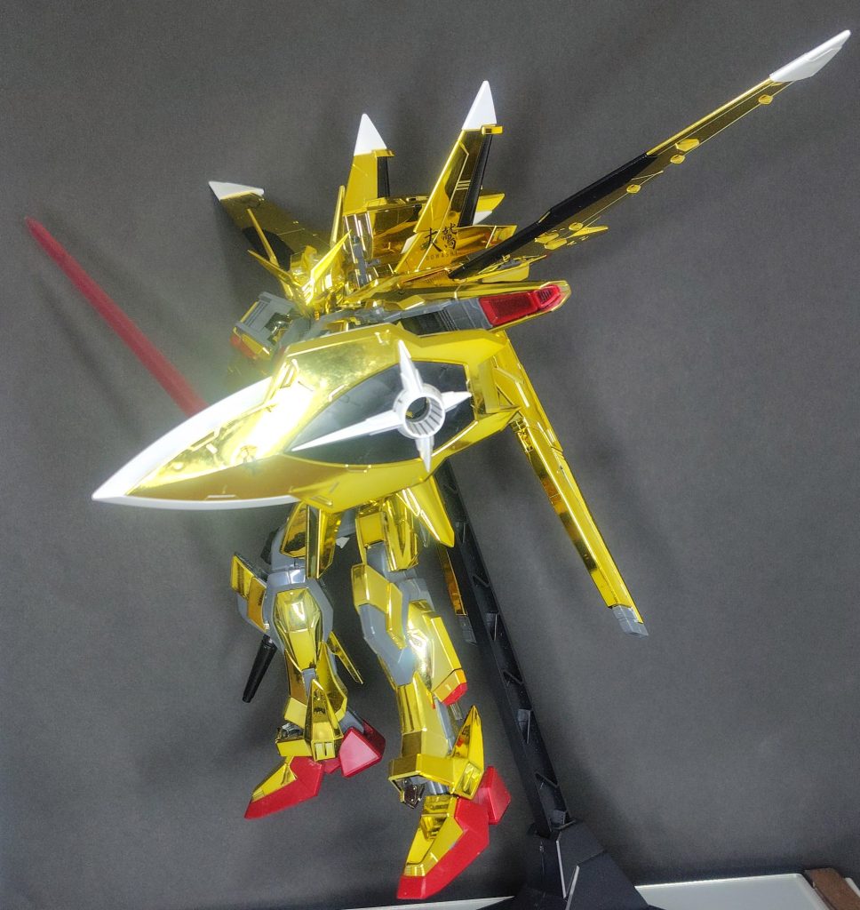 シールドは先が尖っていて、打突武器としても使えるそうです。