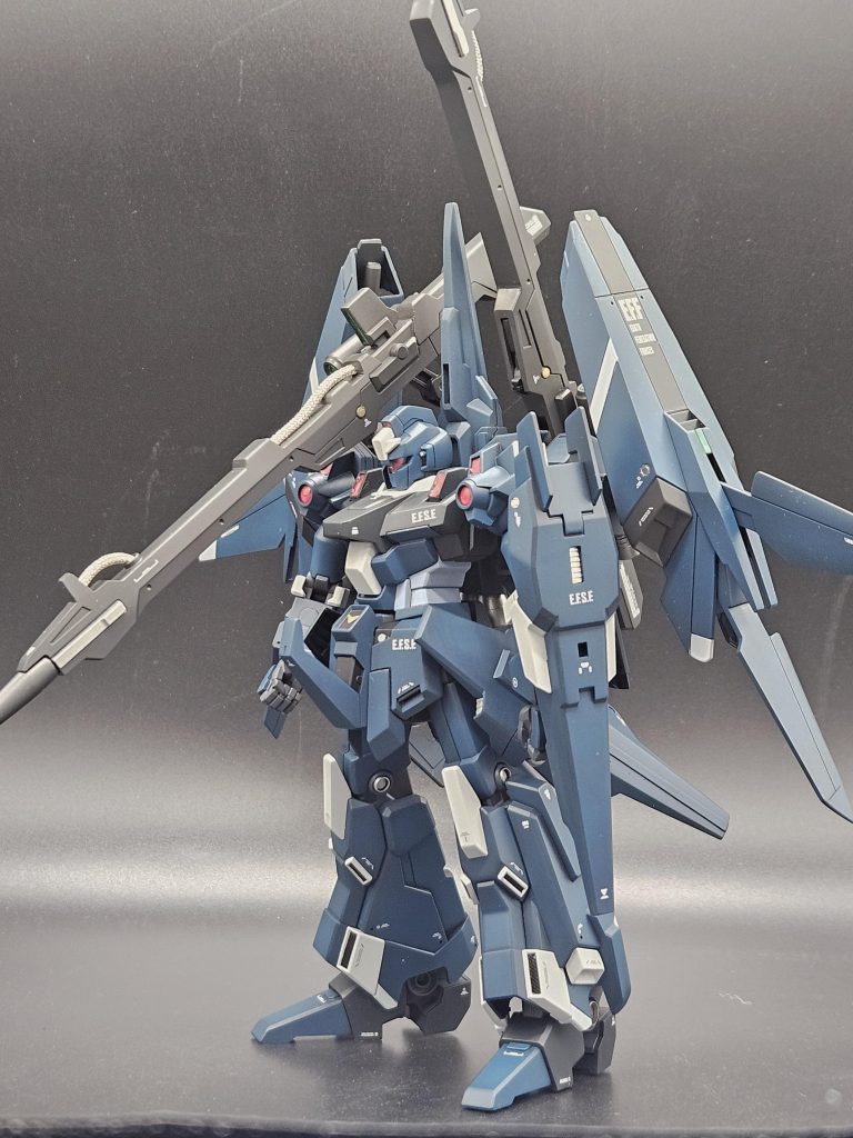 プラ板貼り、ライフルのパイプ切り飛ばしてメッシュに変更で少し遊んでます