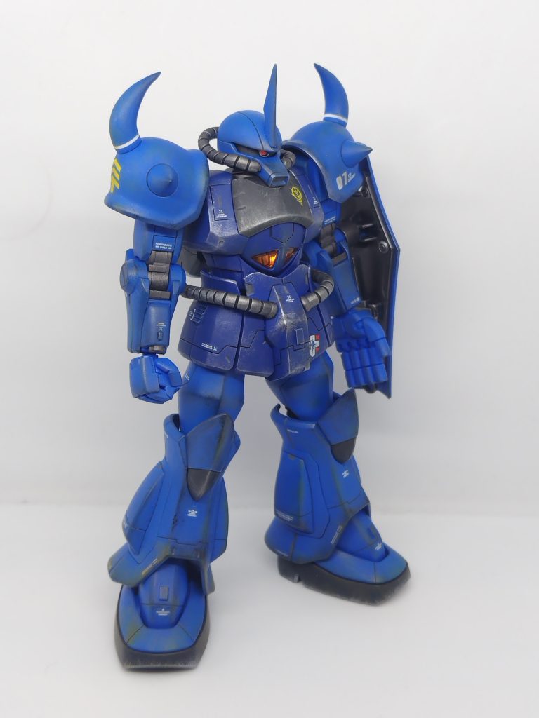 塗装後、ドライブラシとウェザリングで質感を調整。つや消しコートでフィニッシュです。