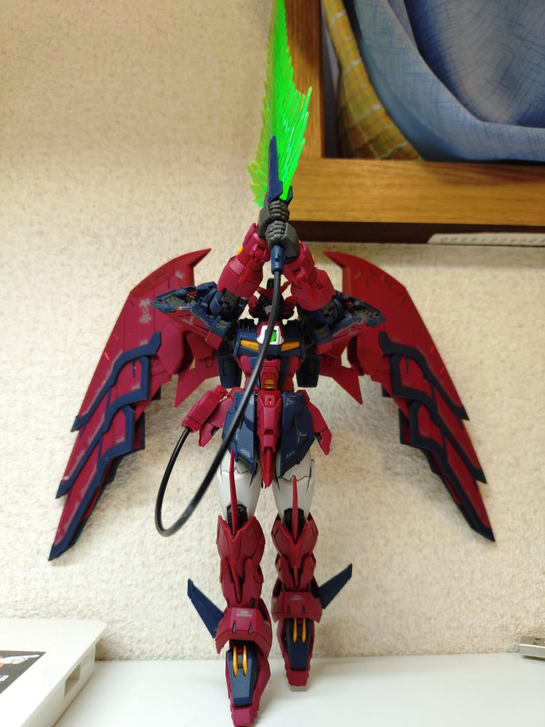 エピオンと言えば「バルジ斬り」巨大過ぎるビームソードは、もうチートでしかない。