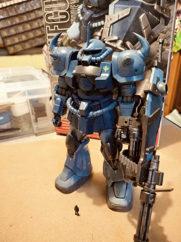 難易度高めの間違い探しのようなアレンジを細部に施してあります。