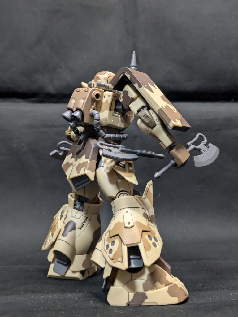 ダナン機。成形色に迷彩塗装の簡単仕上げです。デカールで困った皆さんも塗装すると簡単でいいすよ。