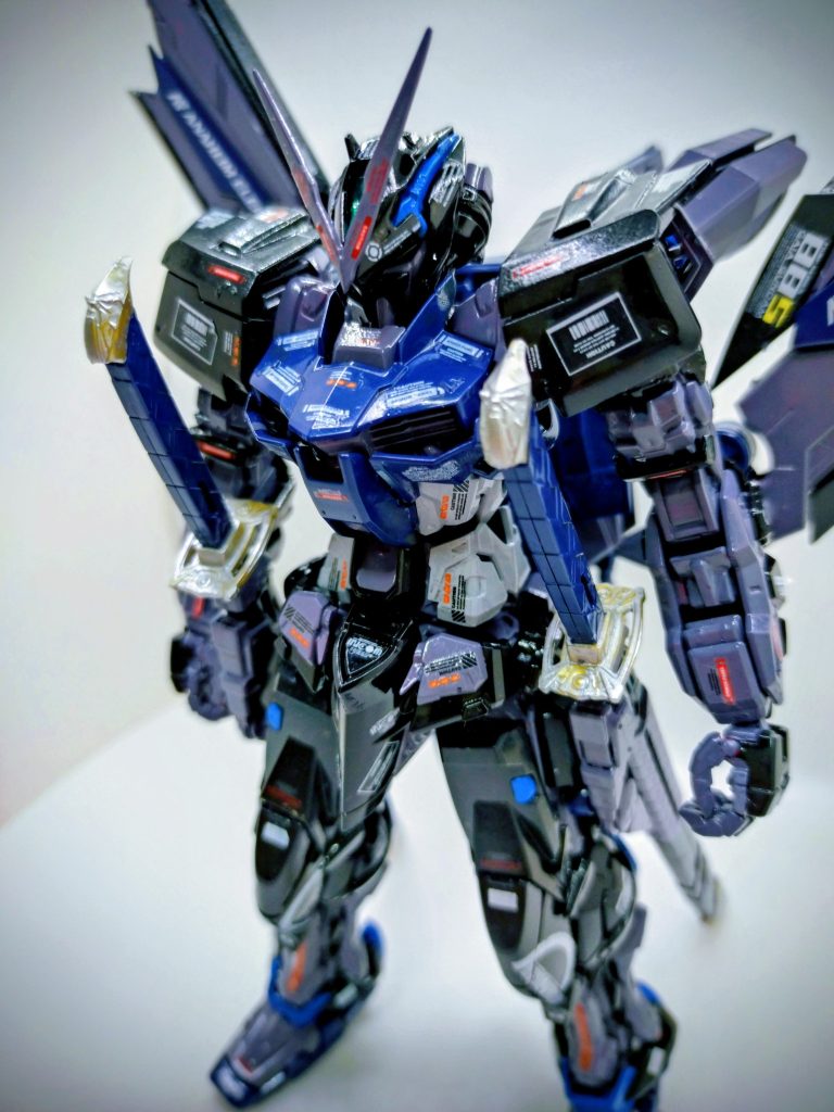 ブラックとグレーの組み合わせ、まさに渋い武士?って感じで、うまくカラーリング出来たかと感じました(笑)こんなんですが、最後まで見て頂いて、ありがとうございました😆