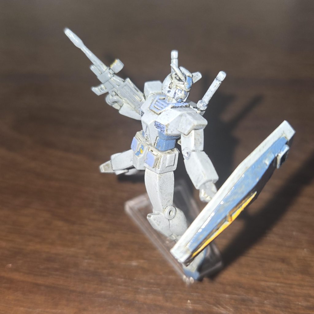 頭の塗り分け…老眼殺しですね😂というわけで薄目で観てください(gundam-kao5)