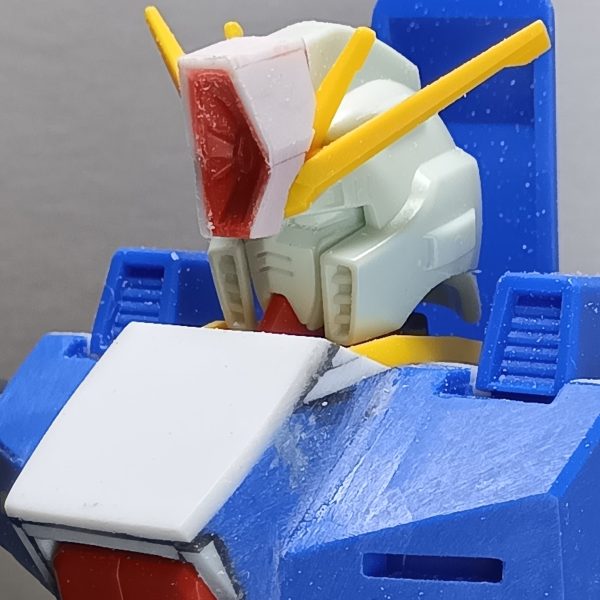 ＲＰカッターが届いたので早速使用してみたのですが、今までは定規とフツーのカッターを使って切り出していたので、この角度の付いたプラ板を8枚も切り出すと１時間くらいかかっていましたが、ＲＰカッターなら5分で切り出せました仕事が早く精度の高いプラ板が素早く大量生産できるこの道具はもう手放せないですねさらに頭部の目つきが悪くなるようにヘルメットがを下げる加工をして悪人ヅラっぽくなるようにしてやりました（3枚目）