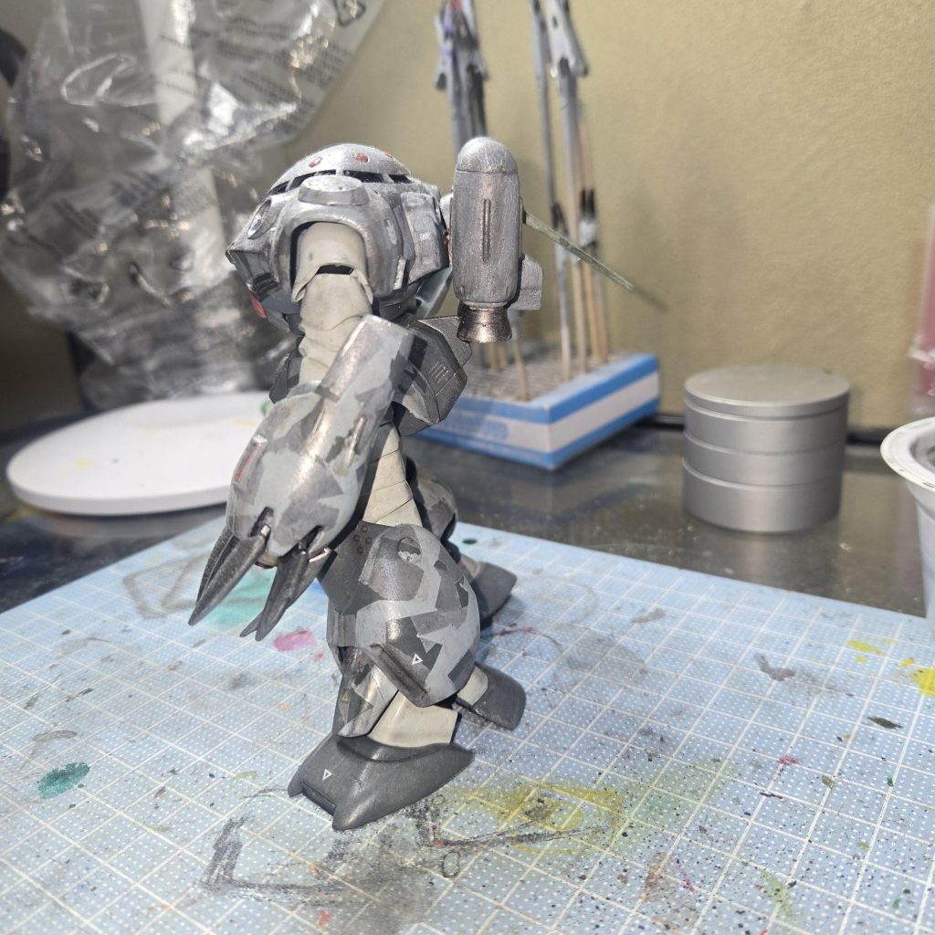 第2次迷彩マイブームが来た時に制作したスプリッター迷彩になります(zaku-kao2)