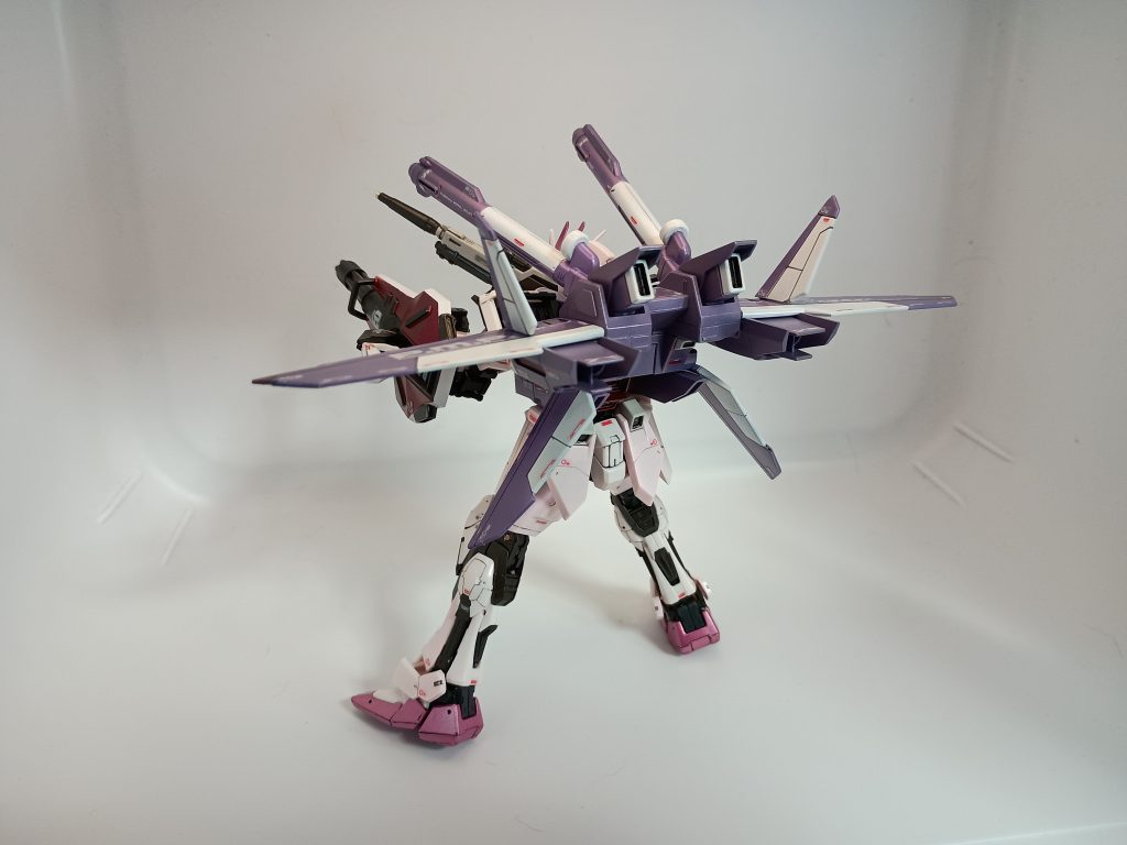 後IWSPはメタルバイオレットとグレーの混色で塗装しました。