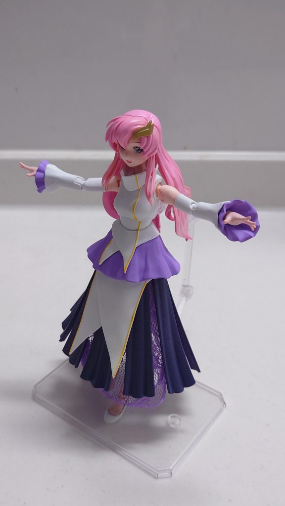 普段のガンプラとちがってメカではないので苦戦しました(gundam-kao5)