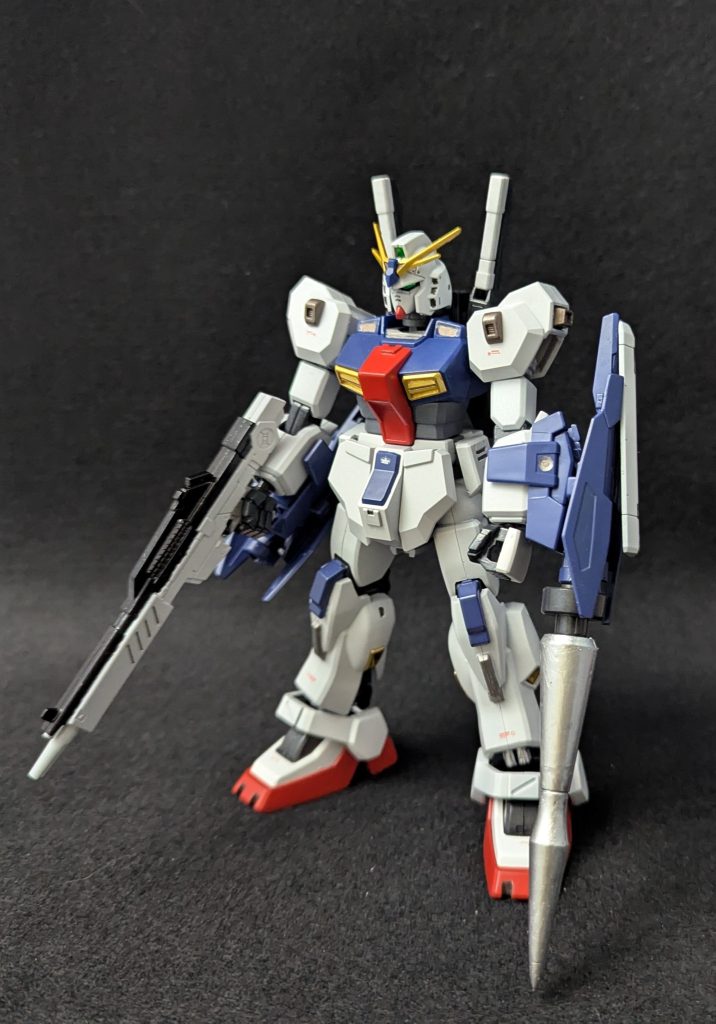 名前の由来を忘れていましたトワイライトアクシズの機体はどれも民話「トリスタンとイゾルデ」から取られているんですが一部の伝承のパターンではトリスタンに息子が生まれているバージョンもあるんですねその息子の名前がカレグラスなのでそこから命名しています