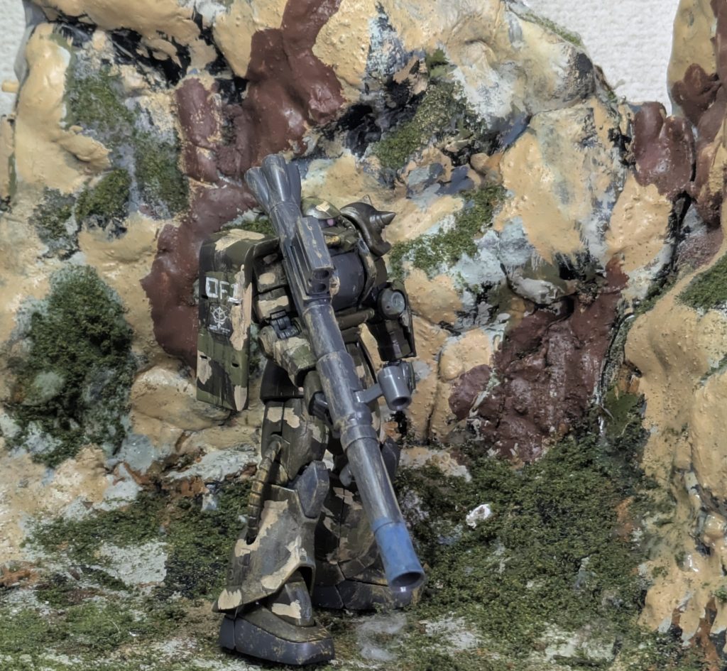 塗装はラッカーで行い、ウェザリングはターナーでやりました。