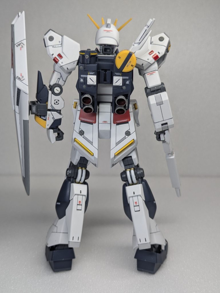 EGニューガンダム–4枚目/制作者：佐喜