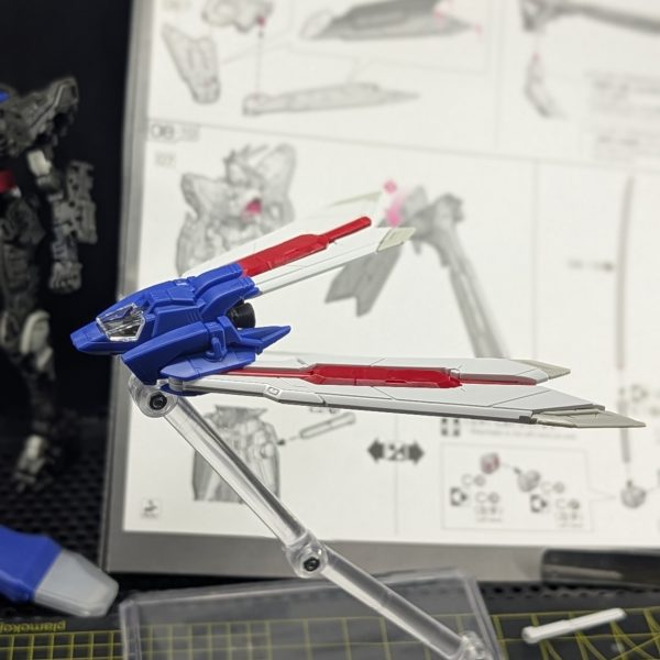 ミキシング胸部パーツや色んなエフェクトに使おうとRGゴッドガンダム買いましたが、これまたかっこよすぎたので撮影しました☺️フレーム状態、素組み共に魅力あったので動画にもしています✨️良ければご覧頂けたらと思います！↓（4枚目）