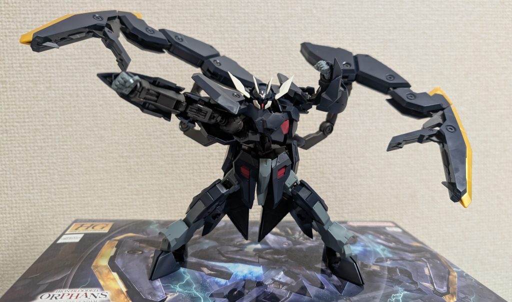 拳と合わせて、迫力満点なポージングも出来ますね♪♪