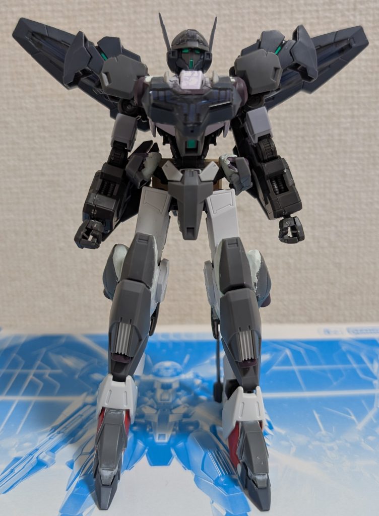 比較的、元のガンドノードのパーツをかなり使ってます。ガンダムフレーム部分は、バルバトス・グシリベ・アスモデウス・端白星を使用してます。