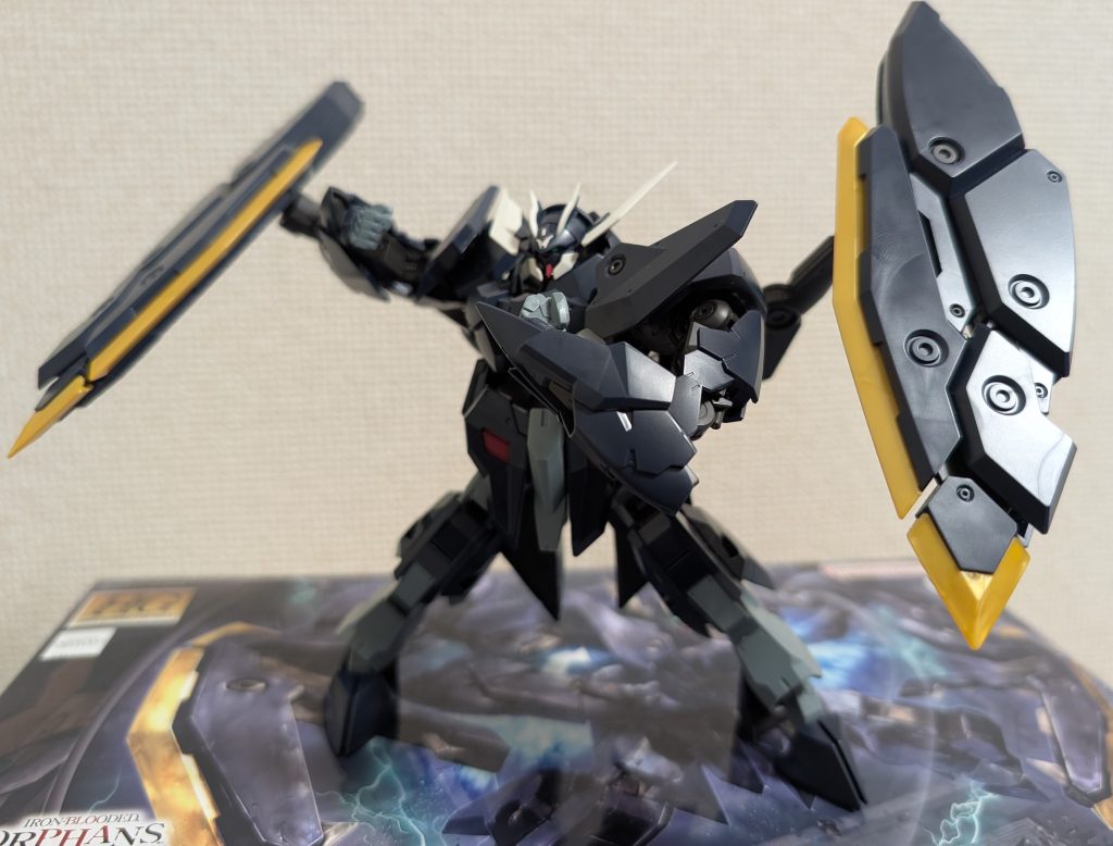 それでも組んだだけでも大満足な出来と可動域になってます(さすが新作)ww