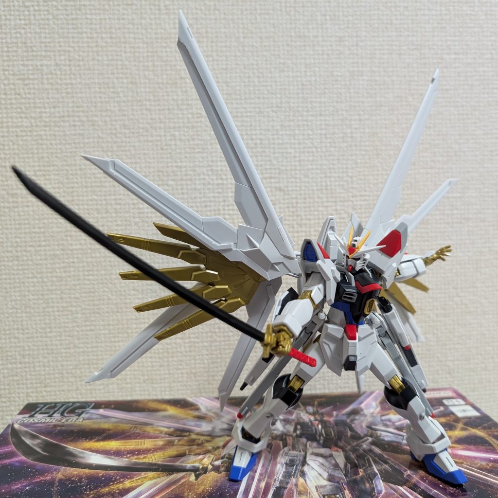 「白組」2人目中古店で買ったマイティーストライクフリーダムガンダムです。