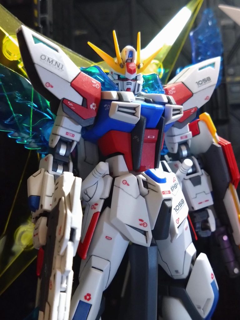 以前制作したスタービルドストライクガンダム。