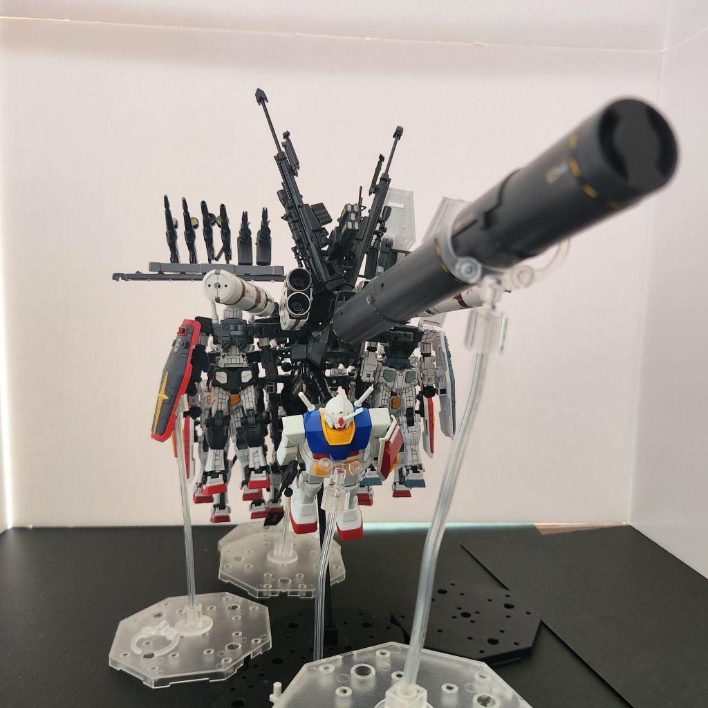 オマケにリバイブガンダム積んでます。