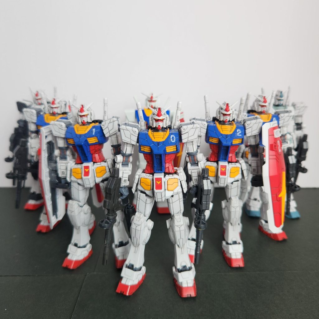 量産型ガンダム–5枚目/制作者：アイアンビリー