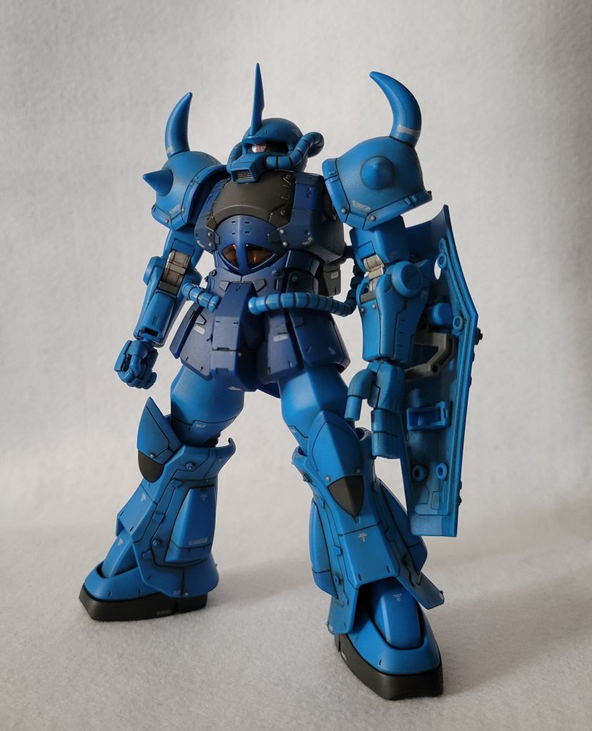 スジ彫り、プラ板張り付け、部分塗装、艶消しトップコート仕上げです。