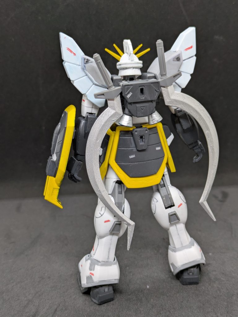 今回時間短縮のため？全機筆塗りの水性塗料で仕上げています。水性塗料は大昔に使った時のイメージがあまり良くなかったのですが、今回塗ってみて、ムラも出にくいし、何より臭いがラッカーに比べるとほぼ無臭なので、非常によかったです。&nbsp;