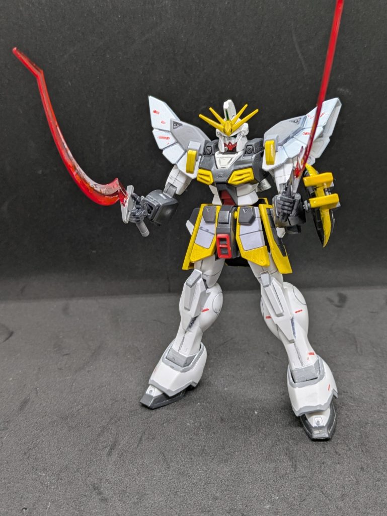 キットの出来は悪くはないのですが、もう少し手を入れてあげたらもっと良くなると思えるキットです。（時間がなくて、すまぬカトル・・・）ヒートショーテルで敵を真っ二つにします。カトルは見た目と違いキレるとヤバイタイプなので、実は取扱注意の危い子です。それだけに純真ともいえますが・・・。マグアナック隊という非常に優秀な付き人たちがいて、単独行動の多い主役たちの中でも唯一軍隊行動をしているので異彩を放ちます。唖然