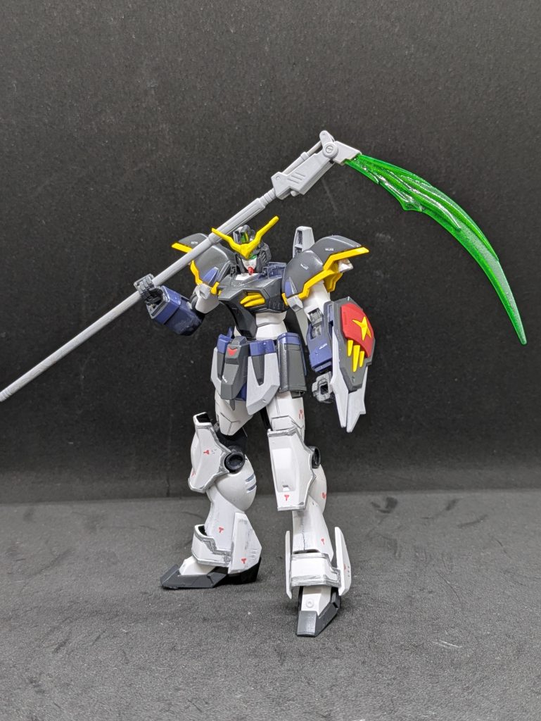 XXXGー01D ガンダムデスサイズ。2番目のガンダム。パイロットは当時一番人気だったデュオ・マックスウェル。陽キャラでいいやつなので納得です。当時のコスプレ界でもデュオのコスプレとヒイロのコスは多かったのを記憶しています。私はトレーズ様でしたがw