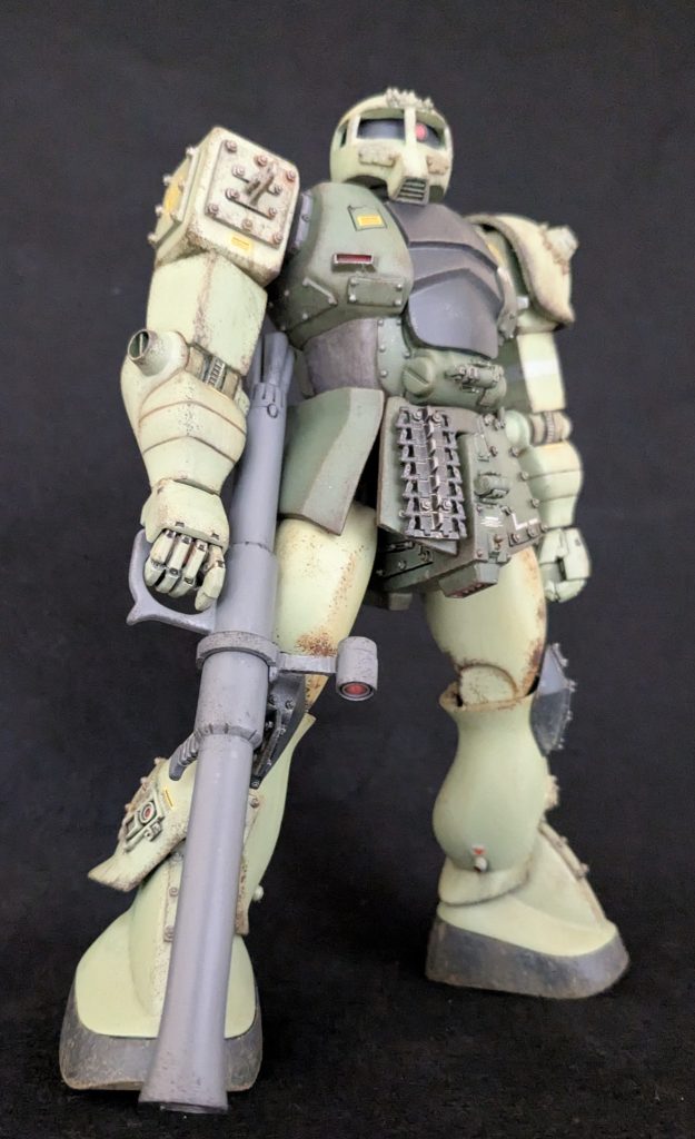 手はビルダーズパーツ少し前に1/100の手が再販されるとの情報を聞いたので並んで購入しました。買う人いなかったので助かりました……。