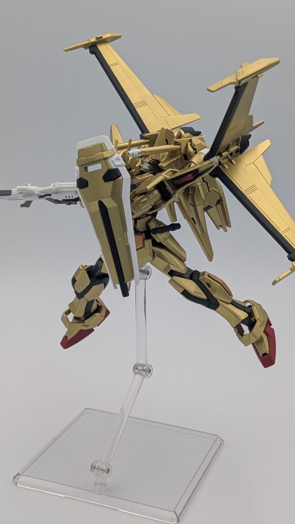 レクイエム反射のやつ。シールドは特別な機能無ければどれも大して変わらん理論でストライクのものです。正直、余ってたのでこれを使いましたが、オーブにも余ってるだろ…