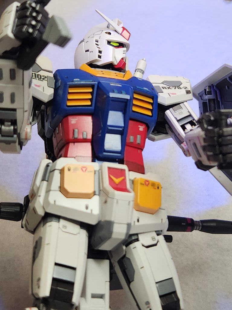 ガンプラは仰ぐ構図が合いますね。