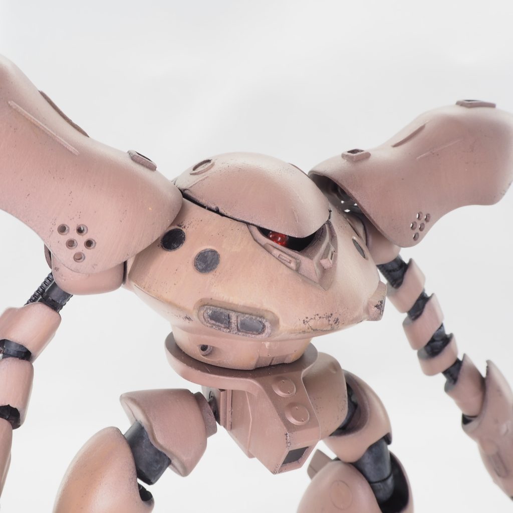 1作目「戦慄のブルー」では白系でしたが、標準カラーと大差ないので2作目「蒼を受け継ぐ者」に登場するブラウンカラーにしました。