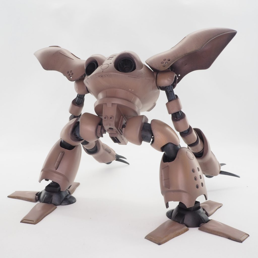 旧ポケ戦シリーズの代表格、言わずと知れた名キット各パーツの造形は申し分ないのでそのままに、市販の関節パーツで可動域を大きく広げました。