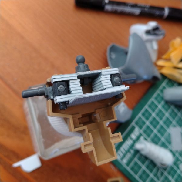 ここGUNSTAでは元旦からタンクの投稿が激増するらしいじゃないですか！私も混ぜていただきたい！だって元旦ですもんね！元旦…………………ん？（2枚目）